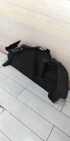 obsivka-bagaznika-pravaia-volkswagen-jetta-vi-art-100881-big-0