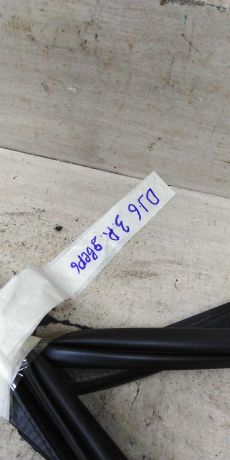 uplotnitel-dveri-zadnii-pravyi-volkswagen-jetta-vi-art-100980-big-2