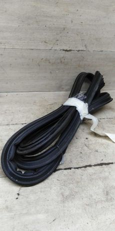 uplotnitel-kryski-bagaznika-volkswagen-jetta-vi-art-100987-big-1