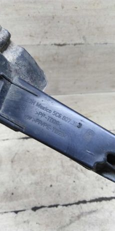 kronstein-pravyi-kreplenie-zadnego-bampera-volkswagen-jetta-vi-art-101105-big-4