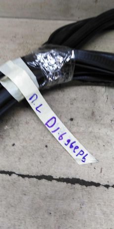 uplotnitel-dveri-perednii-levyi-volkswagen-jetta-vi-art-101140-big-3