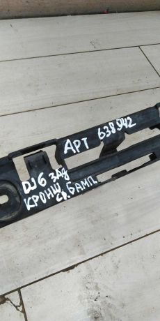 kronstein-krepleniia-zadnego-bampera-srednii-volkswagen-jetta-vi-art-101190-big-1