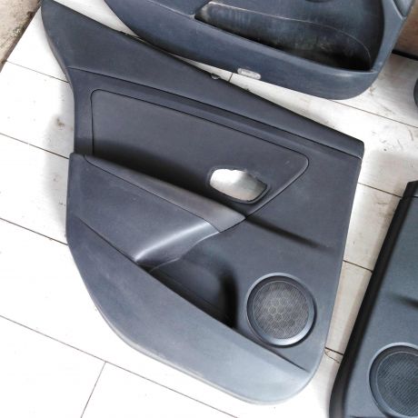 obsivka-dveri-renault-fluence-i-art-101521-big-4