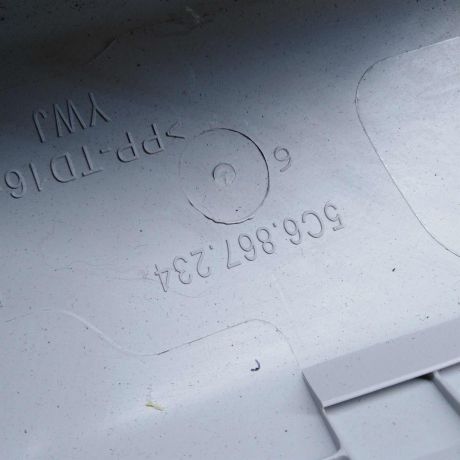 obsivka-nakladka-levaia-perednei-stoiki-salona-volkswagen-jetta-vi-art-101758-big-3