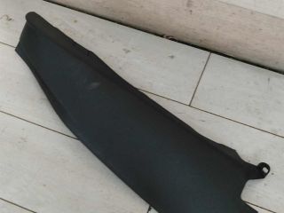 obsivka-stoiki-salona-nakladka-zadniaia-pravaia-volkswagen-jetta-vi-art-101811