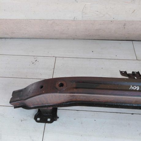 usilitel-perednego-bampera-volkswagen-jetta-vi-art-102011-big-1