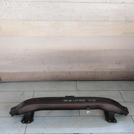 usilitel-perednego-bampera-volkswagen-jetta-vi-art-102011-big-0