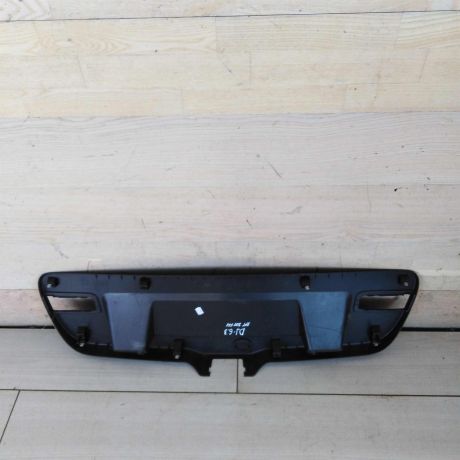 obsivka-nakladka-bagaznika-volkswagen-jetta-vi-art-102034-big-1
