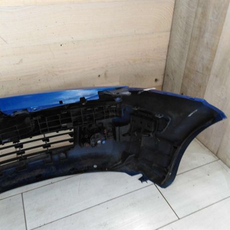 bamper-perednii-renault-megane-ii-restailing-defekt-art-102310-big-1