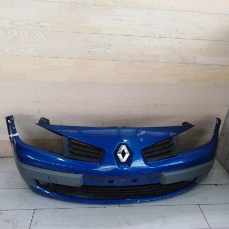 bamper-perednii-renault-megane-ii-restailing-defekt-art-102310-big-0