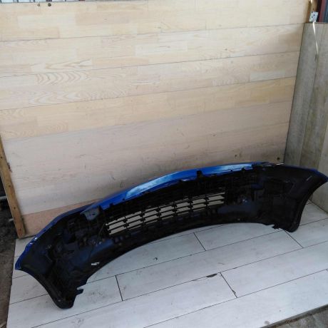 bamper-perednii-renault-megane-ii-restailing-defekt-art-102310-big-7