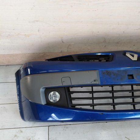 bamper-perednii-renault-megane-ii-restailing-defekt-art-102310-big-4