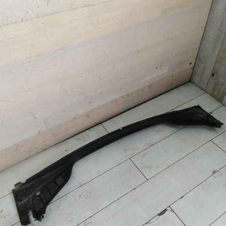 dekorativnaia-nakladka-zabo-dozdevik-vodootvodiashhii-shhitok-peugeot-308-i-art-102364-big-0