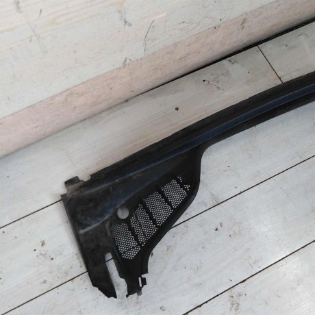 dekorativnaia-nakladka-zabo-dozdevik-vodootvodiashhii-shhitok-peugeot-308-i-art-102364-big-6