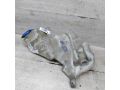 bacok-omyvatelia-lobovogo-stekla-volkswagen-passat-b5-art-102906-small-0