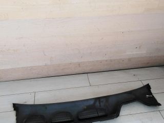 dekorativnaia-nakladka-zabo-dozdevik-vodootvodiashhii-shhitok-ford-c-max-art-102913