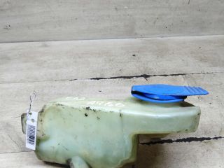 bacok-omyvatelia-lobovogo-stekla-audi-a4-b6-art-102918