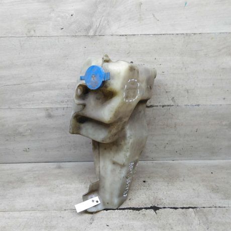 bacok-omyvatelia-lobovogo-stekla-audi-80-b3-art-102952-big-1