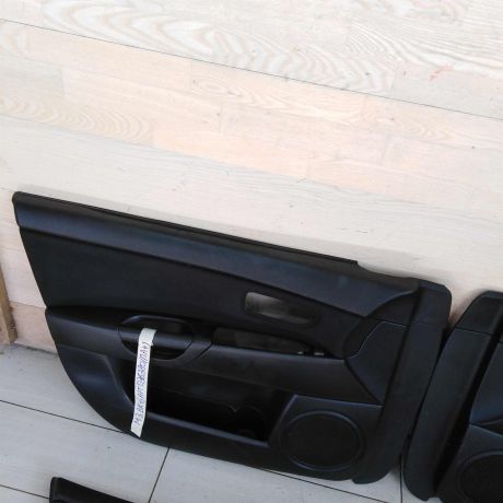 obsivka-dveri-mazda-3-bk-art-102992-big-1