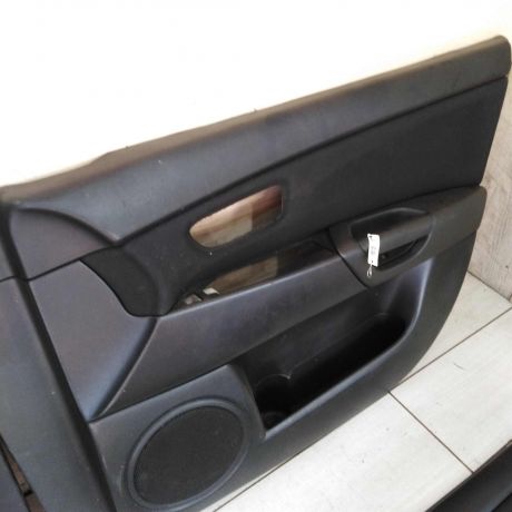 obsivka-dveri-mazda-3-bk-art-102992-big-4