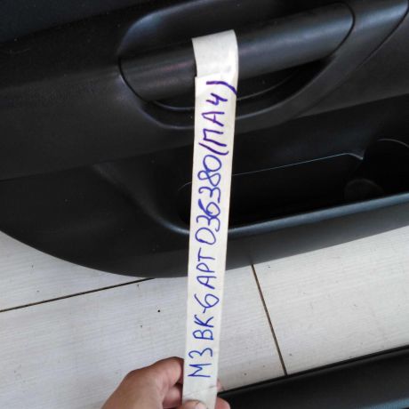 obsivka-dveri-mazda-3-bk-art-102992-big-5