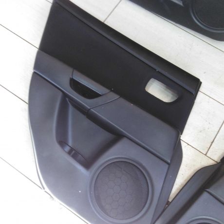 obsivka-dveri-mazda-3-bk-art-102992-big-6