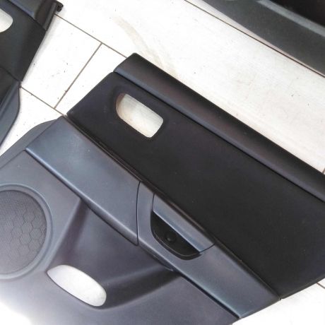 obsivka-dveri-mazda-3-bk-art-102992-big-8