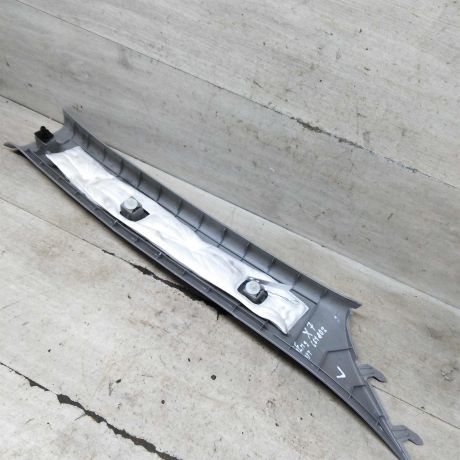 obsivka-nakladka-stoiki-salona-peredniaia-levaia-geely-emgrand-x7-art-103160-big-2