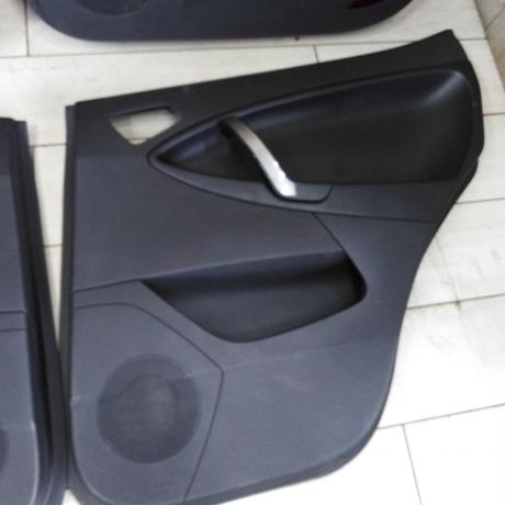 obsivka-dveri-komplekt-geely-emgrand-x7-art-103349-big-2