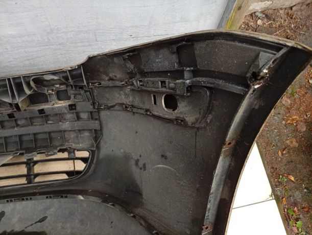 bamper-perednii-volkswagen-bora-defekty-na-foto-pod-omyvateli-far-art-104042-big-8