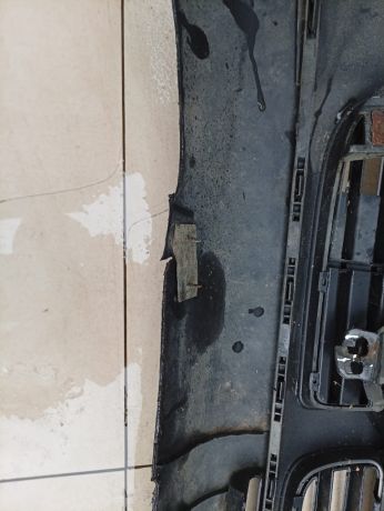 bamper-perednii-volkswagen-bora-defekty-na-foto-pod-omyvateli-far-art-104042-big-4