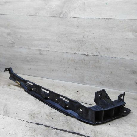 kronstein-zadnii-pravyi-kreplenie-bampera-volkswagen-bora-art-104380-big-0