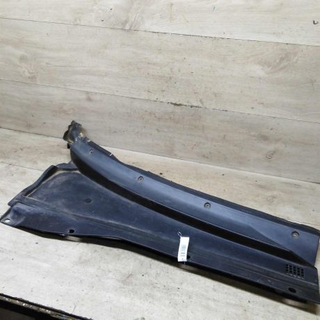 dekorativnaia-nakladka-zabo-dozdevik-vodootvodiashhii-shhitok-pravyi-ford-maverick-ii-art-104886-big-0