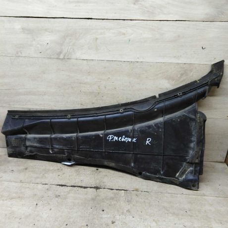 dekorativnaia-nakladka-zabo-dozdevik-vodootvodiashhii-shhitok-pravyi-ford-maverick-ii-art-104886-big-1