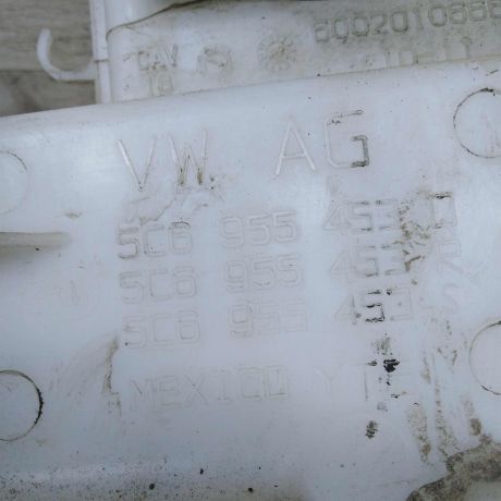 bacok-omyvatelia-stekla-volkswagen-jetta-vi-art-105256-big-2