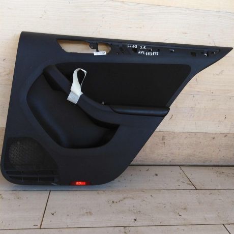 obsivka-dveri-zadniaia-pravaia-volkswagen-jetta-vi-art-105381-big-6