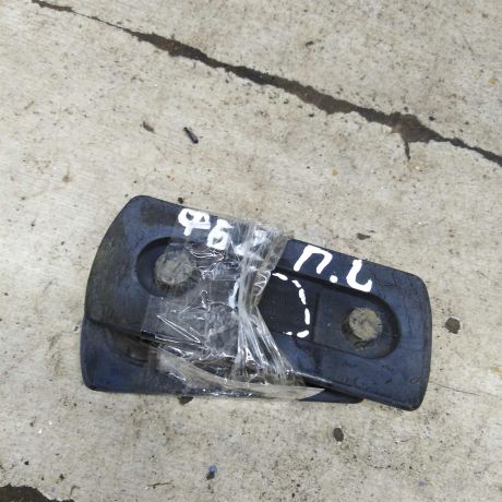 kronstein-krepleniia-perednego-bampera-volkswagen-passat-b2-art-105600-big-2