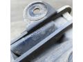 kronstein-krepleniia-perednego-bampera-na-krylo-audi-100-c4-art-106385-small-2