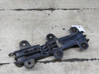 kronstein-krepleniia-perednego-bampera-na-krylo-audi-100-c4-art-106386