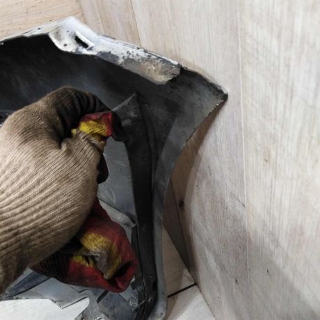 bamper-perednii-renault-megane-ii-rest-defekty-art-107385-big-5