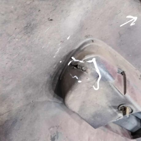 bamper-perednii-skoda-octavia-i-a4-restailing-defekty-art-107509-big-4