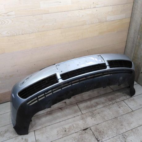bamper-perednii-audi-a6-c4-defekt-art-107537-big-0
