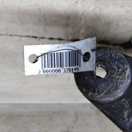 kronstein-krepleniia-bampera-zadnii-pravyi-sedan-renault-megane-ii-art-107633-big-4