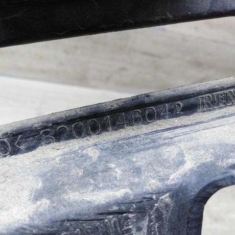 kronstein-krepleniia-bampera-zadnii-pravyi-sedan-renault-megane-ii-art-107633-big-1