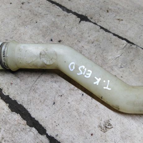 zalivnaia-gorlovina-bocka-omyvatelia-toyota-corolla-e150-art-107922-big-1