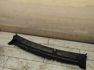 dekorativnaia-nakladka-zabo-dozdevik-vodootvodiashhii-shhitok-ford-focus-2-kabriolet-art-108083