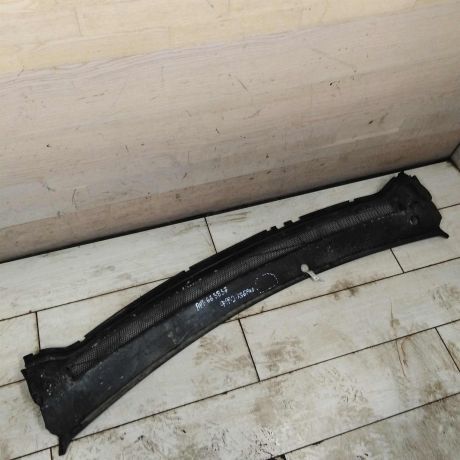 dekorativnaia-nakladka-zabo-dozdevik-vodootvodiashhii-shhitok-ford-focus-2-kabriolet-art-108083-big-1