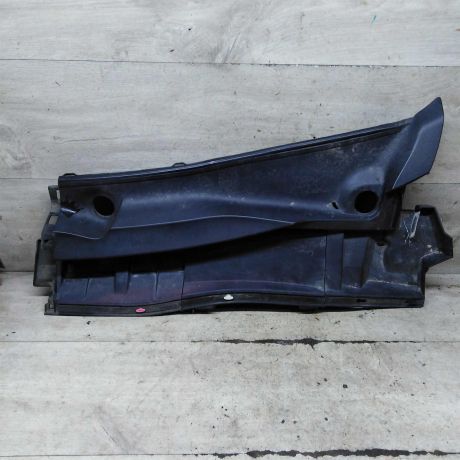 dekorativnaia-nakladka-zabo-dozdevik-vodootvodiashhii-shhitok-levyi-toyota-corolla-x-e140-e150-art-108105-big-0