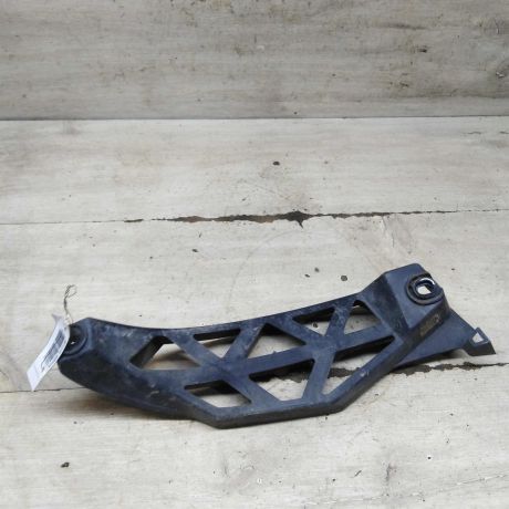 kronstein-zadnii-pravyi-kreplenie-bampera-skoda-octavia-a5-restailing-art-108861-big-0