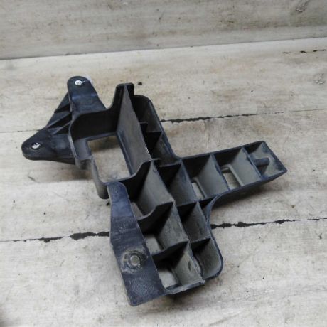 kronstein-krepleniia-bampera-zadnii-pravyi-renault-sandero-i-art-109271-big-3